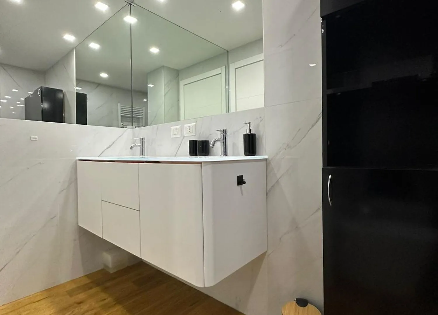 아파트 Loreto Blue House 밀라노